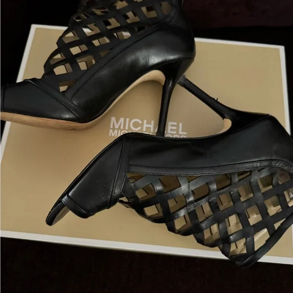 MICHAEL Michael Kors Black Lattice Peep-Toe Stiletto Heels - Picture 7 of 7